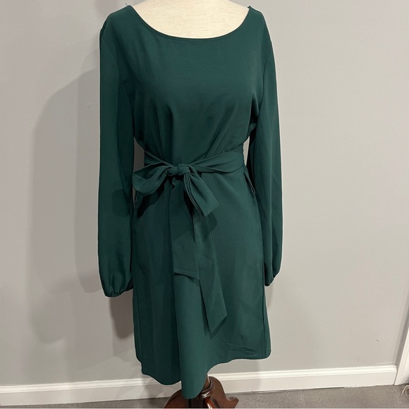 Emery Rose Short Long‎ Sleeve Green Dress with Tie Waist Medium - Picture 1 of 6